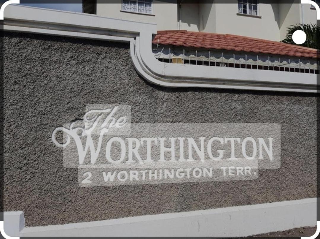 Modern Apartment At The Worthington Kingston Exteriör bild